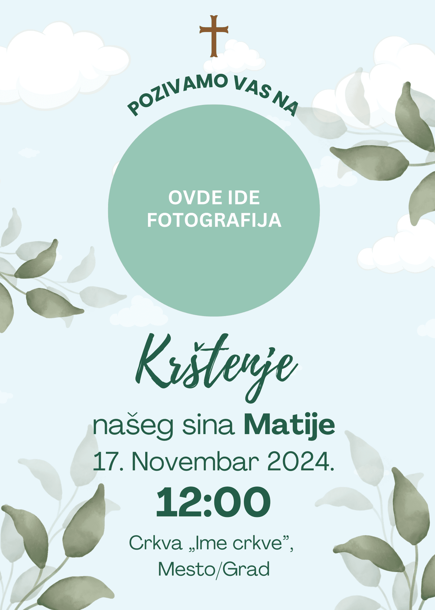 Pozivnica za krštenje sa krugom za fotografiju. Okolo je zeleni lišće.